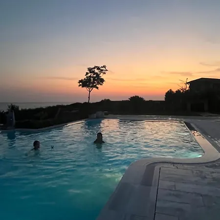 Belvedere * Agios Andreas (Elis)